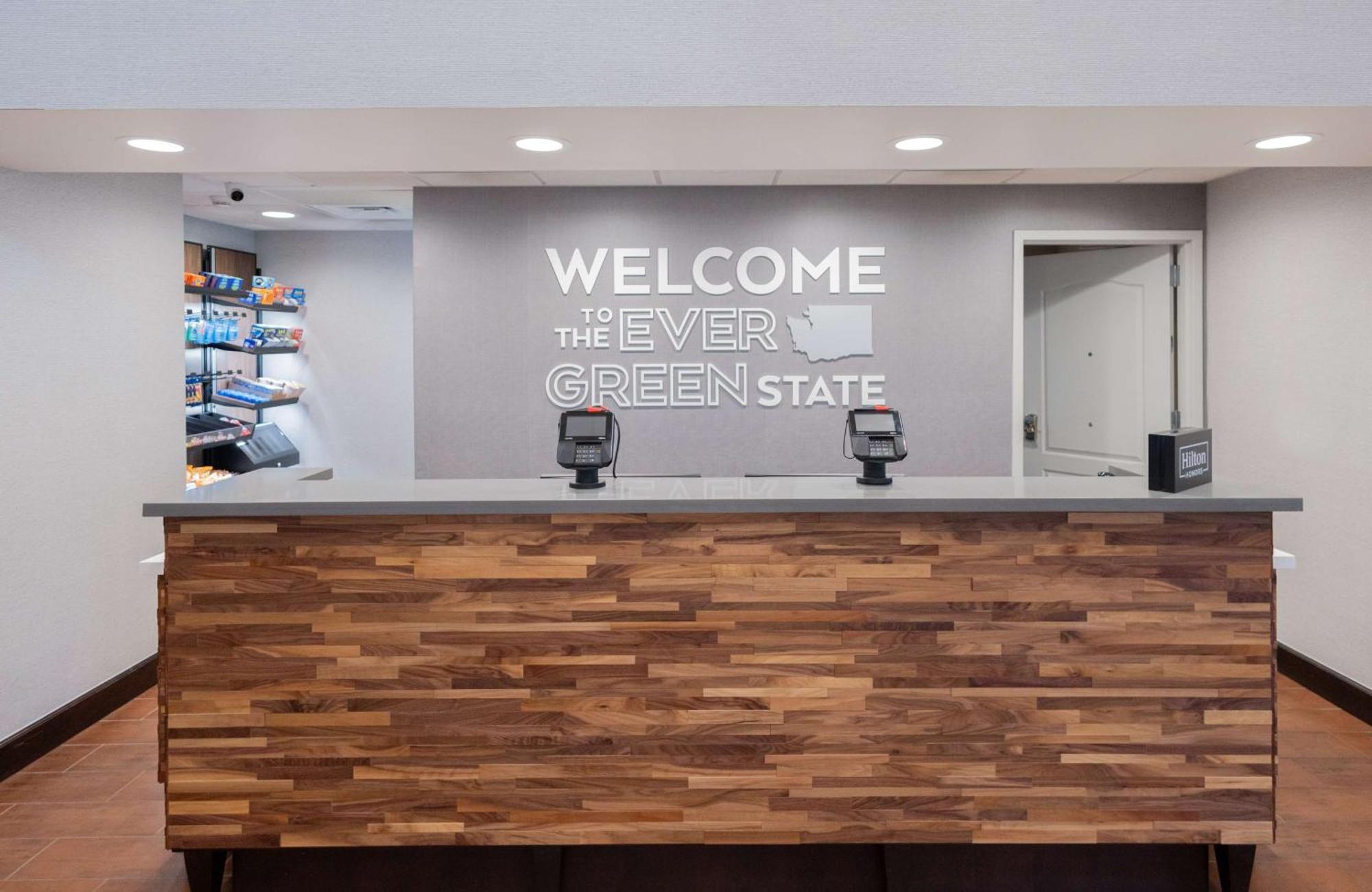 Hampton Inn & Suites By Hilton Seattle/Kent Dış mekan fotoğraf
